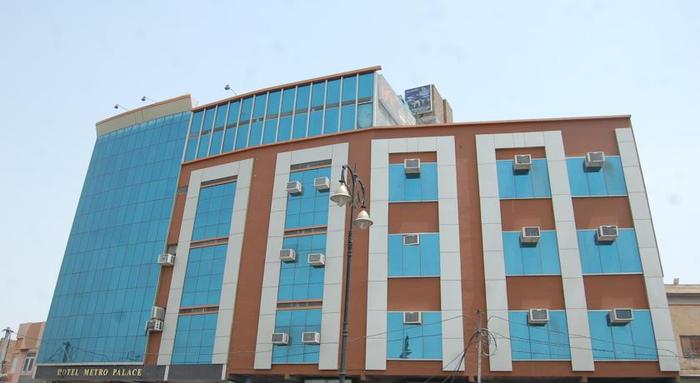 Hotel Metro Palace